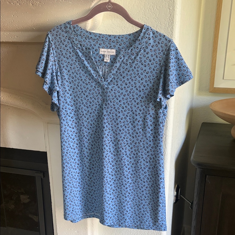 Susan Graver Blue and Black Short Sleeve Top